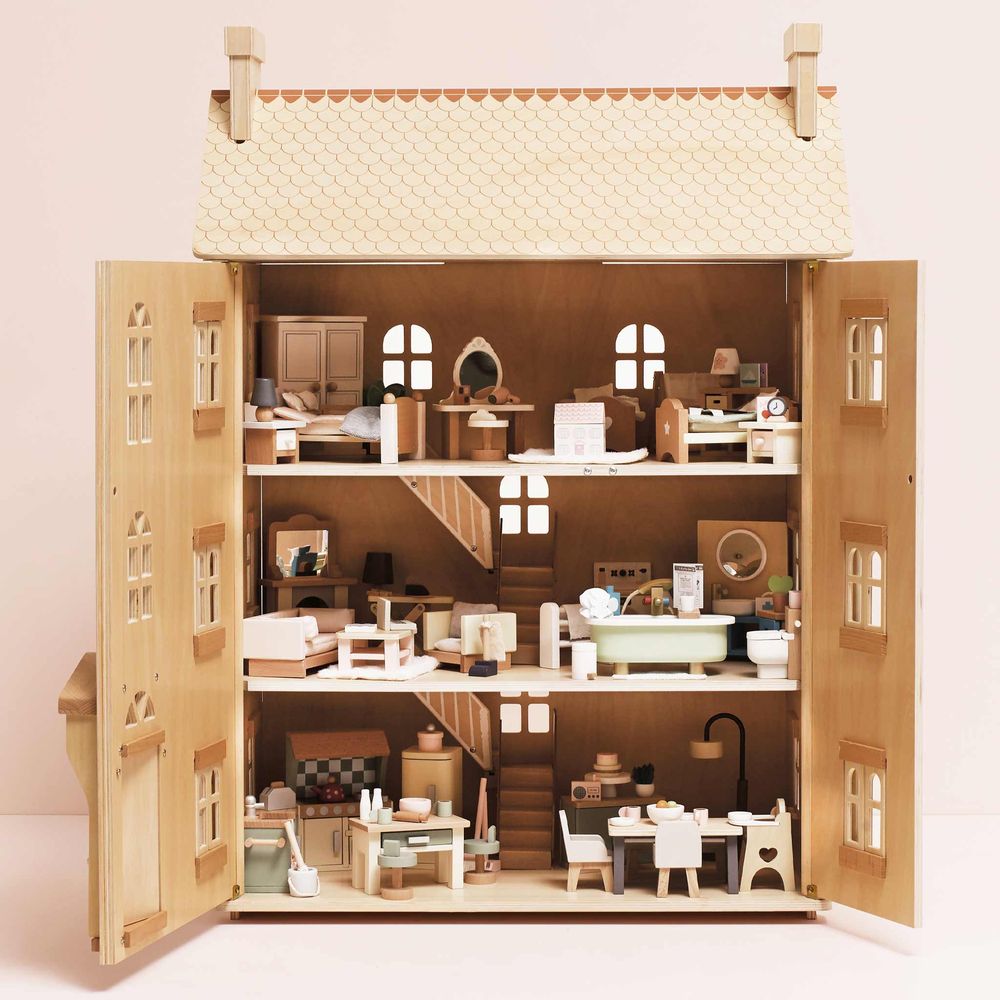  Le Toy Van -  The Grand Natural Wood Doll House -  Dolls