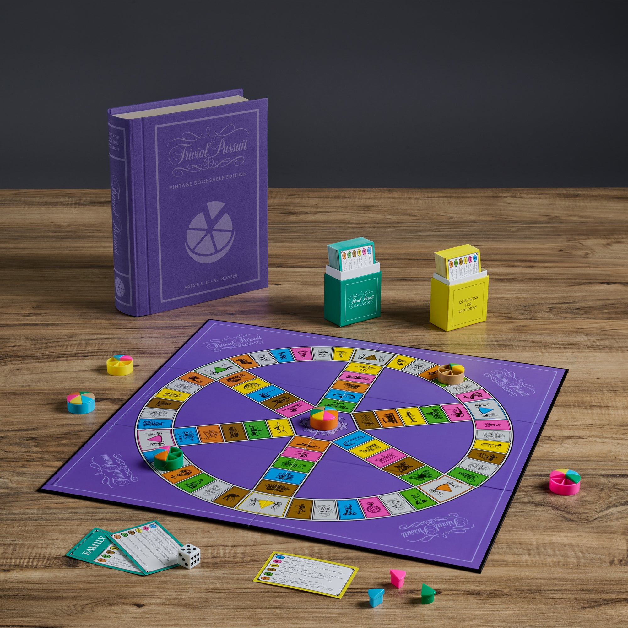  WS Game Company -  Trivial Pursuit Vintage Bookshelf Edition -  Games