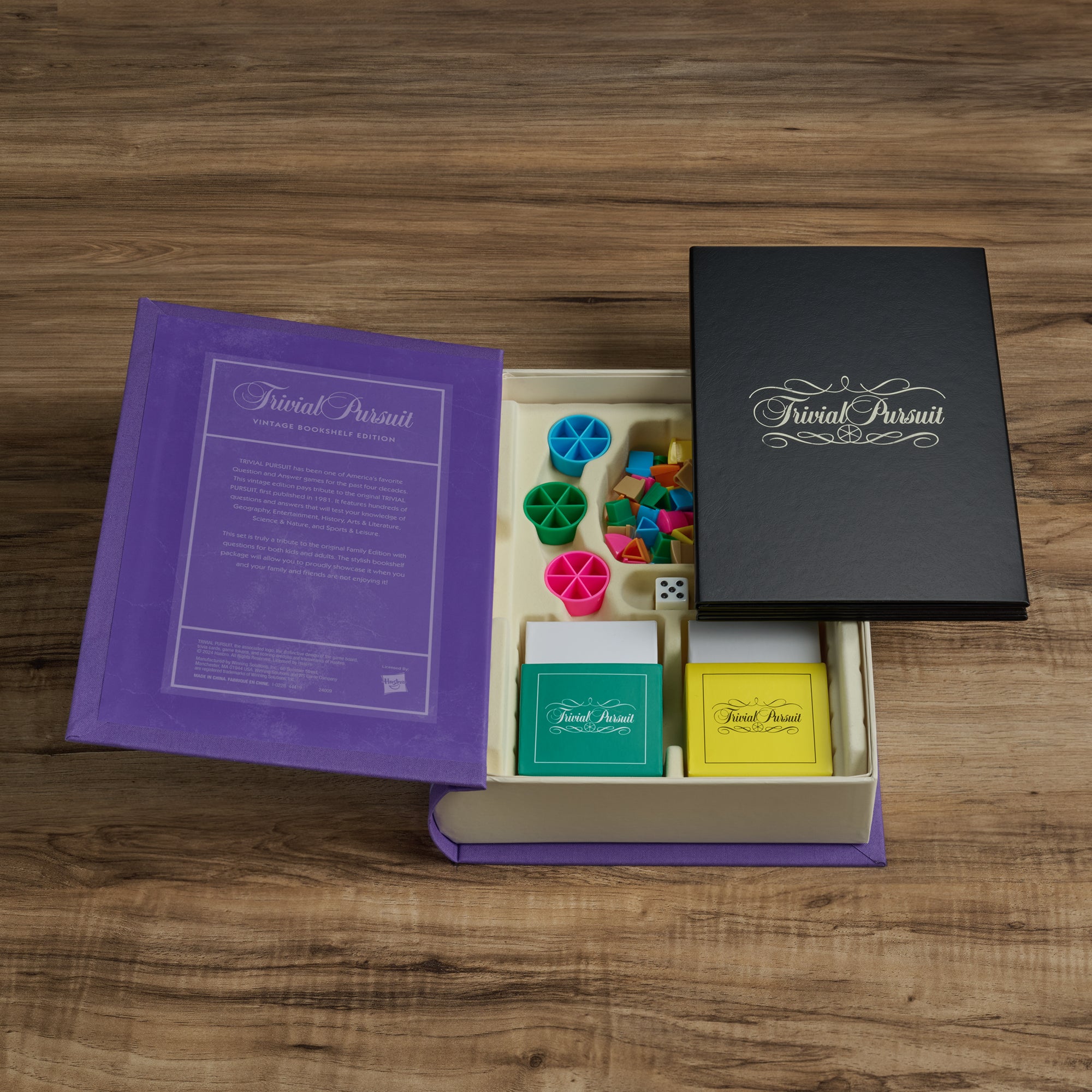  WS Game Company -  Trivial Pursuit Vintage Bookshelf Edition -  Games