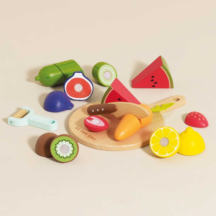  Le Toy Van -  Wooden Chopping Board & Sliceable Play Food -  Preschool
