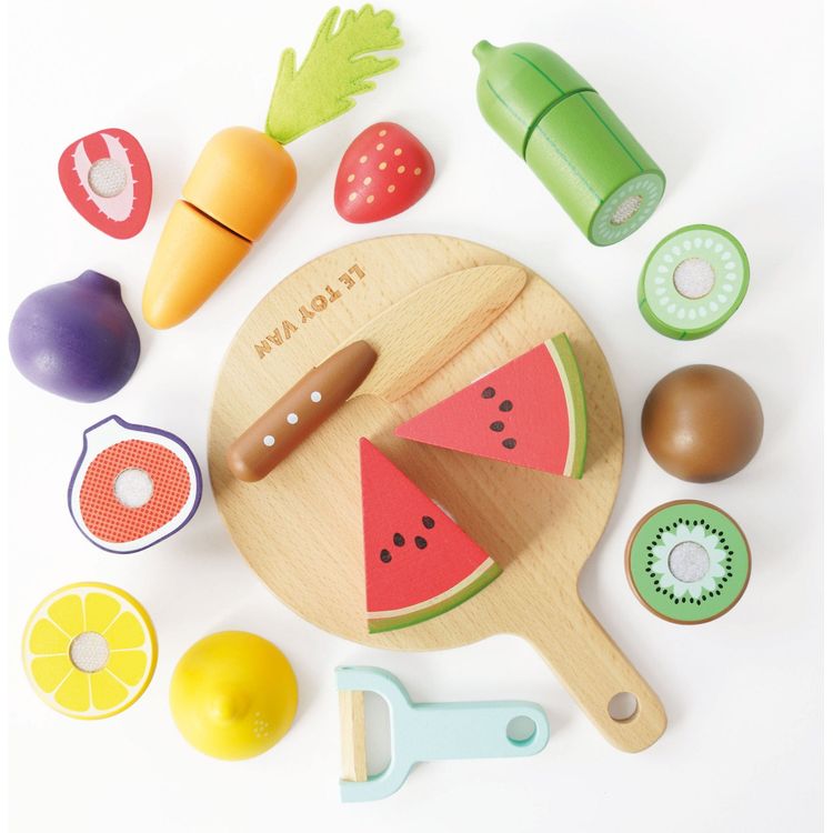  Le Toy Van -  Wooden Chopping Board & Sliceable Play Food -  Preschool