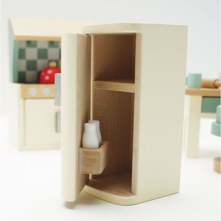  Le Toy Van -  Wooden Dollhouse 20 Piece Kitchen Furniture Set -  Dolls