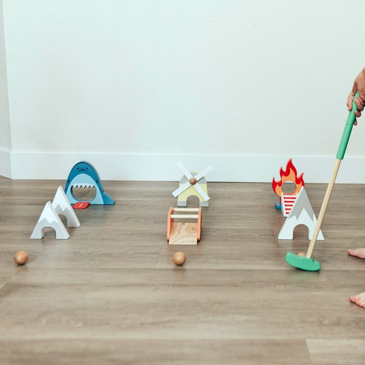  Wonder & Wise -  Wooden Putt Putt Golf Set -  Preschool