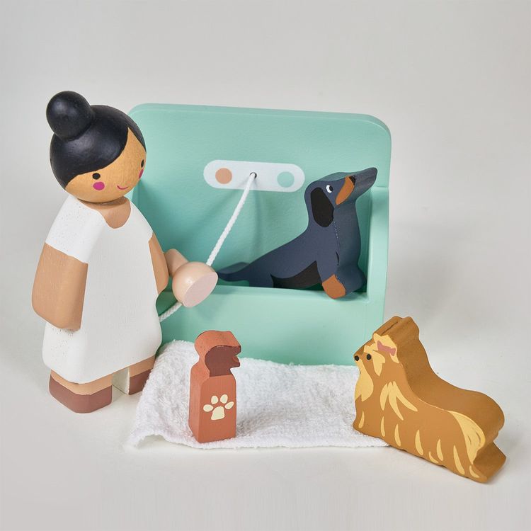  Tender Leaf Toys -  Wooden Waggy Tails Dog Salon Set -  Preschool