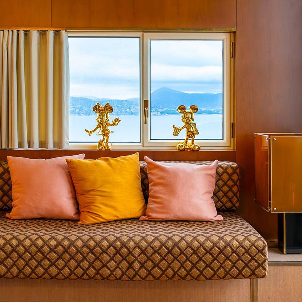 Mickey Mouse 12" Welcome Studio Figurine - Gold