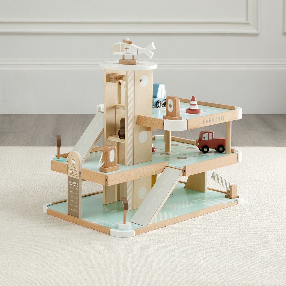 Little Tot Parking Lot