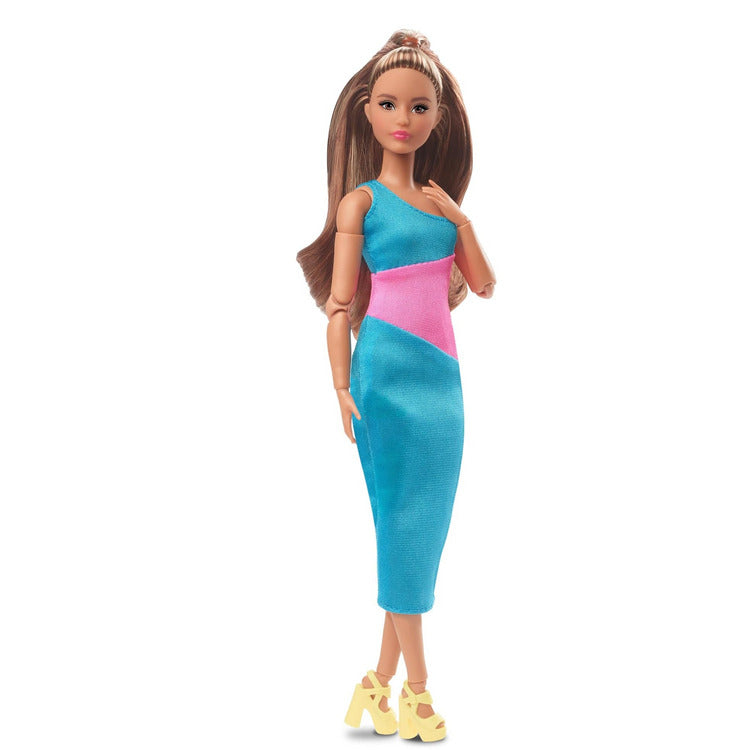 Barbie Looks™ Doll #15 – FAO Schwarz