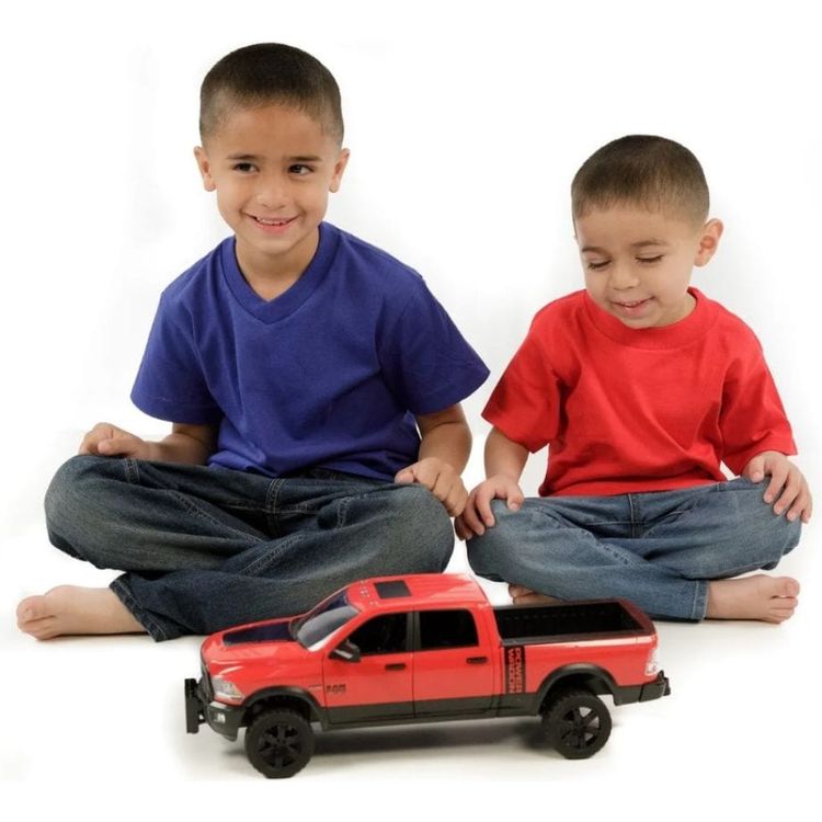 Bruder Vehicles Ram 2500 Power Wagon