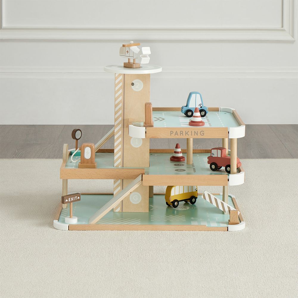 Little Tot Parking Lot