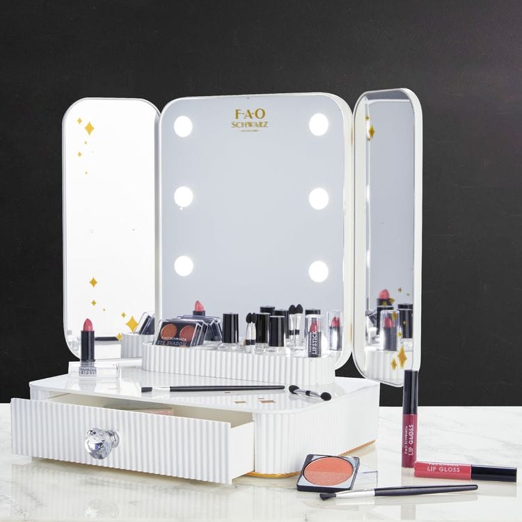 FAO Schwarz Fashion Activity and Roleplay 25-Piece Stunning Style Makeup Vanity Set