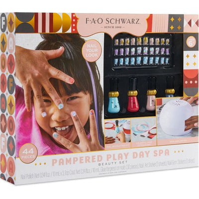 FAO Schwarz Fashion Activity and Roleplay Pampered Play Day Spa Beauty Set