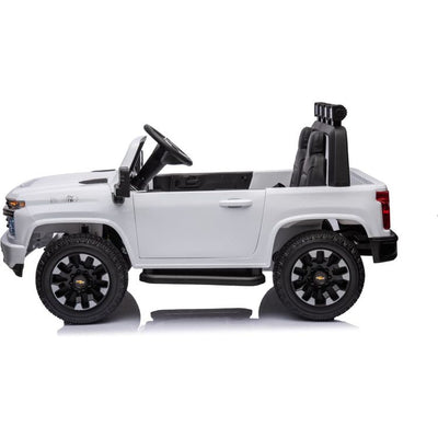 Freddo Outdoor 24V 4x4 Chevrolet Silverado 2 Seater Ride on Truck for Kids - White