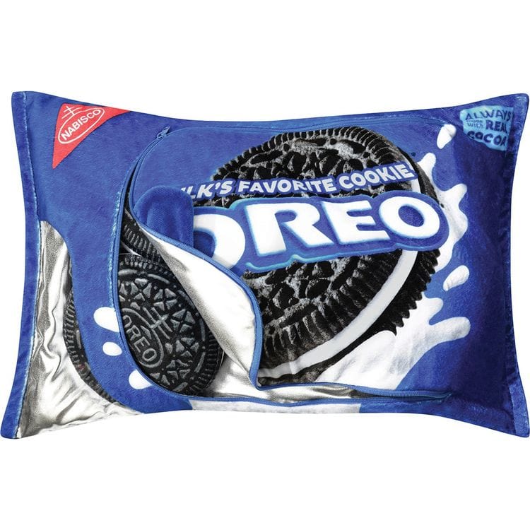 iscream FAO Schweetz Oreo Cookies Pillow Plush Set