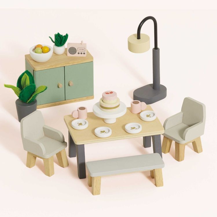Le Toy Van Dolls Wooden Dolls House 18 Piece Dining Room Set