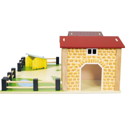 Le Toy Van Preschool Wooden Farmyard Stables