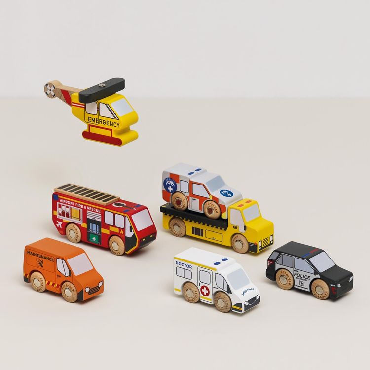 Le Toy Van Preschool Wooden Set of 7 Emergency Vehicles