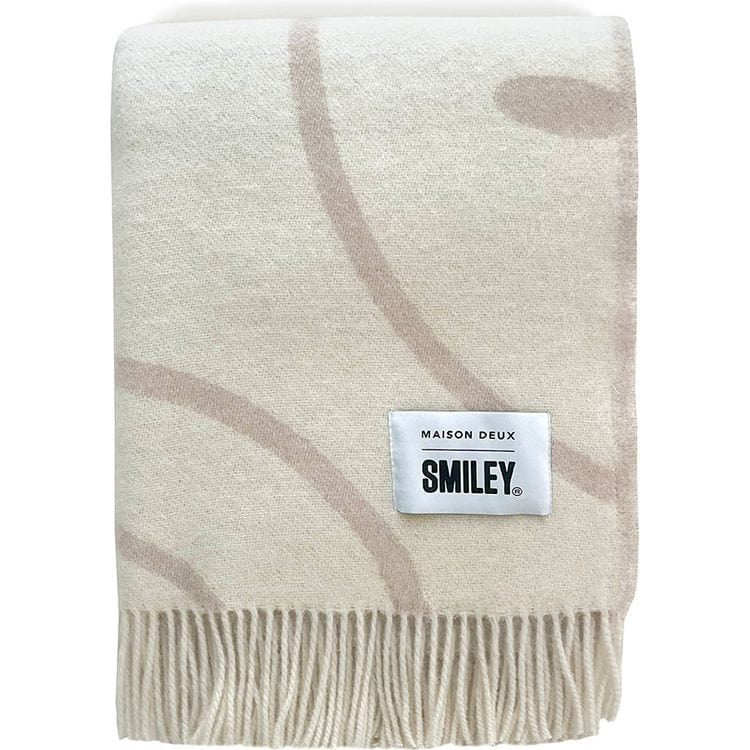 Maison Deux Room Decor Smiley Blanket - White/Grey