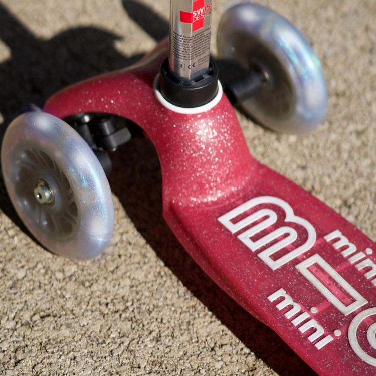 Micro Kickboard Outdoor Micro Mini Glitter LED Scooter - Pink