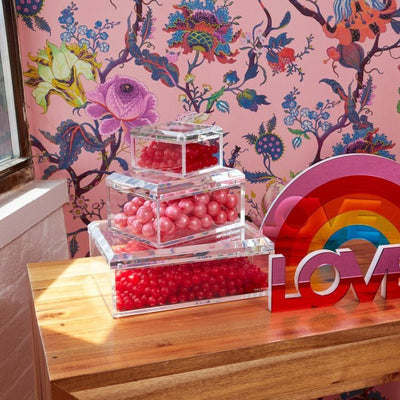 Tara Wilson Designs Room Decor Shelf Decor "LOVE" sign - Mirrored Red & Pink