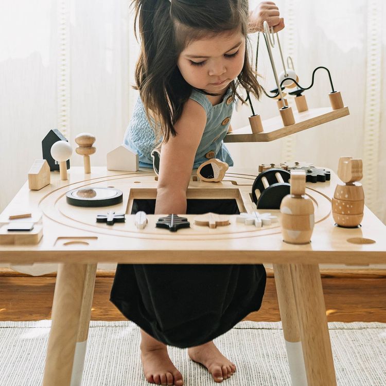 Wonder & Wise Preschool Awesome Wooden Activity Table