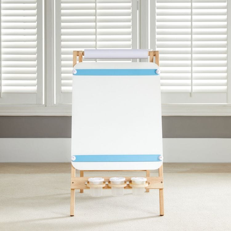 Wonder & Wise Preschool Easel Does It