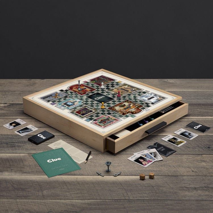 WS Game Company Games Clue Luxe Maple Edition