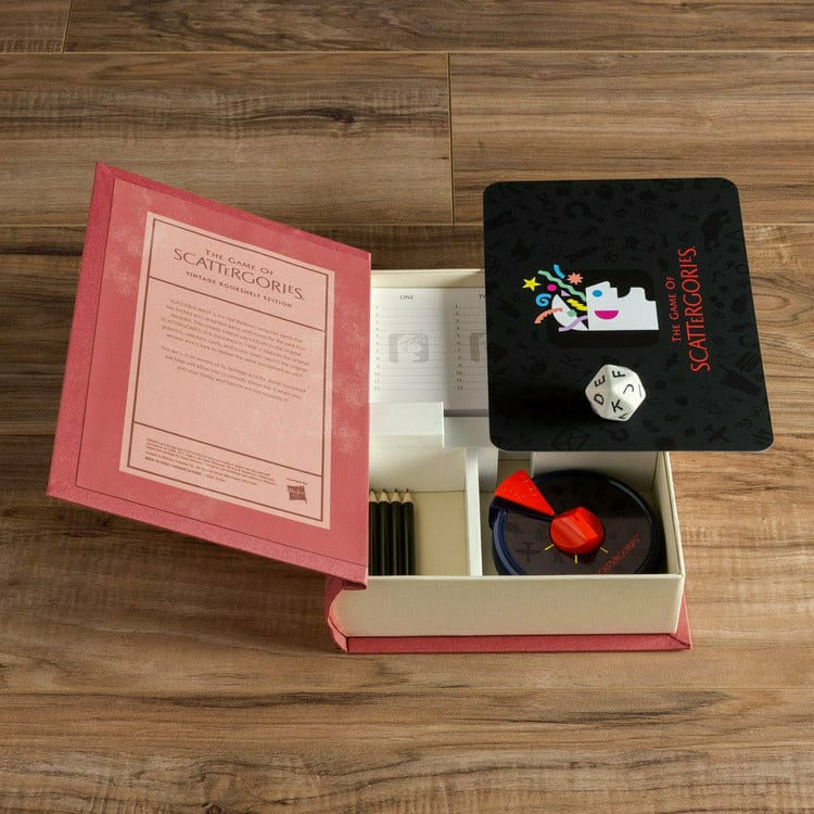  WS Game Company -  Scattergories Vintage Bookshelf Edition -  Games