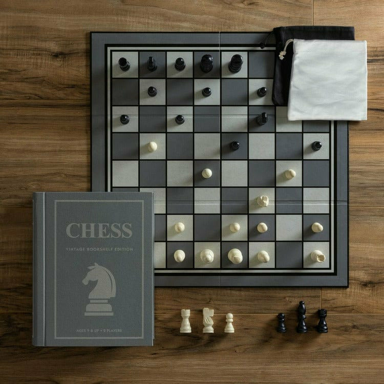 WS Game Company Games Chess Vintage Bookshelf Edition